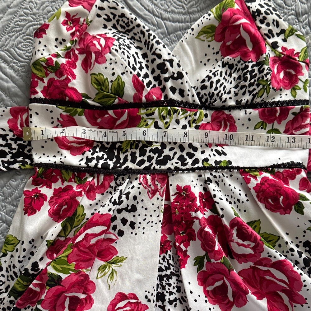 Ruby Rox Floral Dress (Juniors size) - Picture 12 of 16
